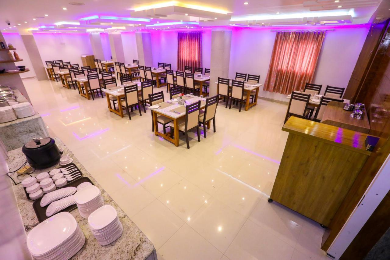 Nitheesh Residency Hotel Kanchipuram Ngoại thất bức ảnh