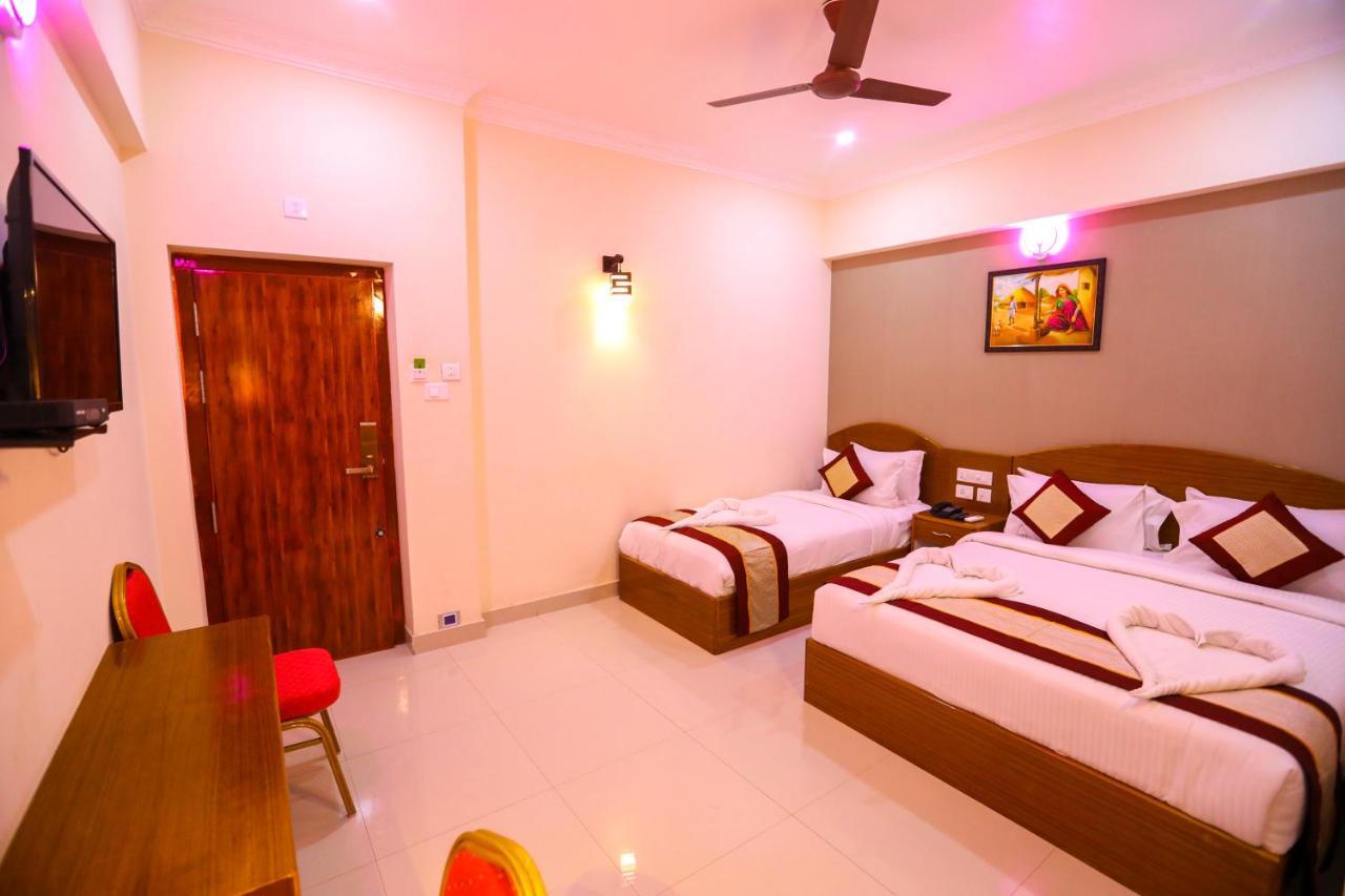 Nitheesh Residency Hotel Kanchipuram Ngoại thất bức ảnh