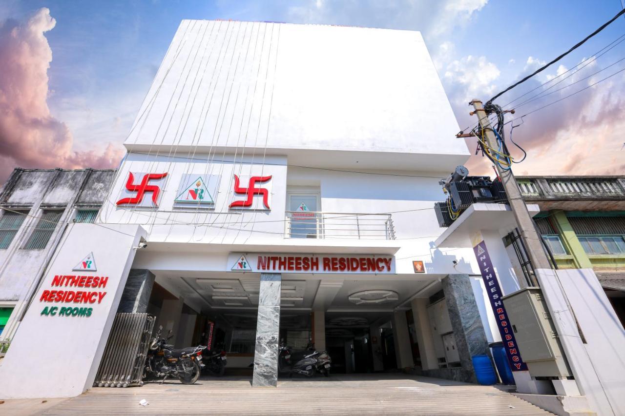 Nitheesh Residency Hotel Kanchipuram Ngoại thất bức ảnh