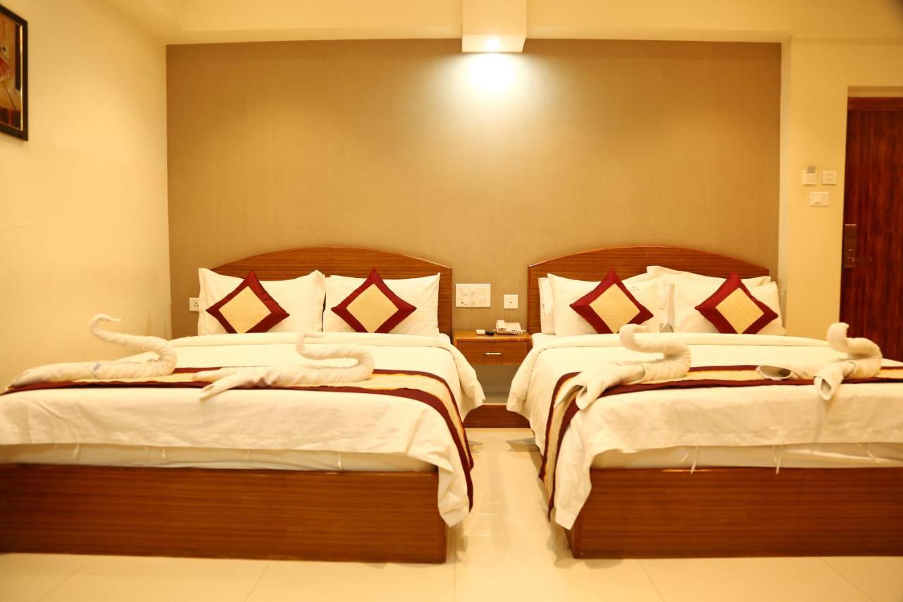 Nitheesh Residency Hotel Kanchipuram Ngoại thất bức ảnh