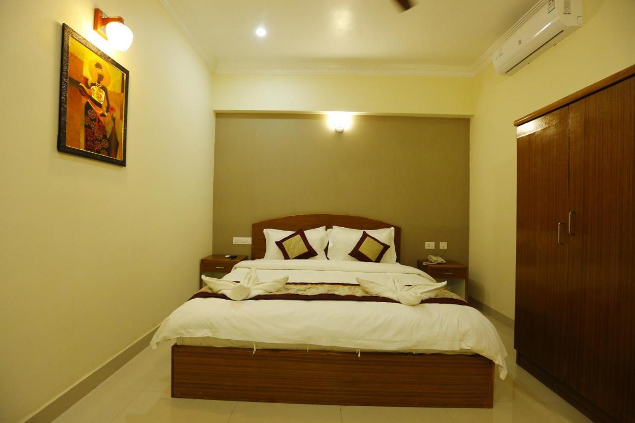 Nitheesh Residency Hotel Kanchipuram Ngoại thất bức ảnh