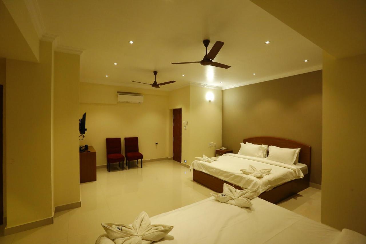 Nitheesh Residency Hotel Kanchipuram Ngoại thất bức ảnh